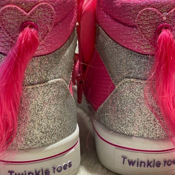 Skechers Twinkle Toes High-top Sneakers - Picture 6 of 6